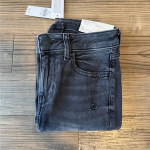 NWT American Eagle Outfitters Dark Wash Jeans